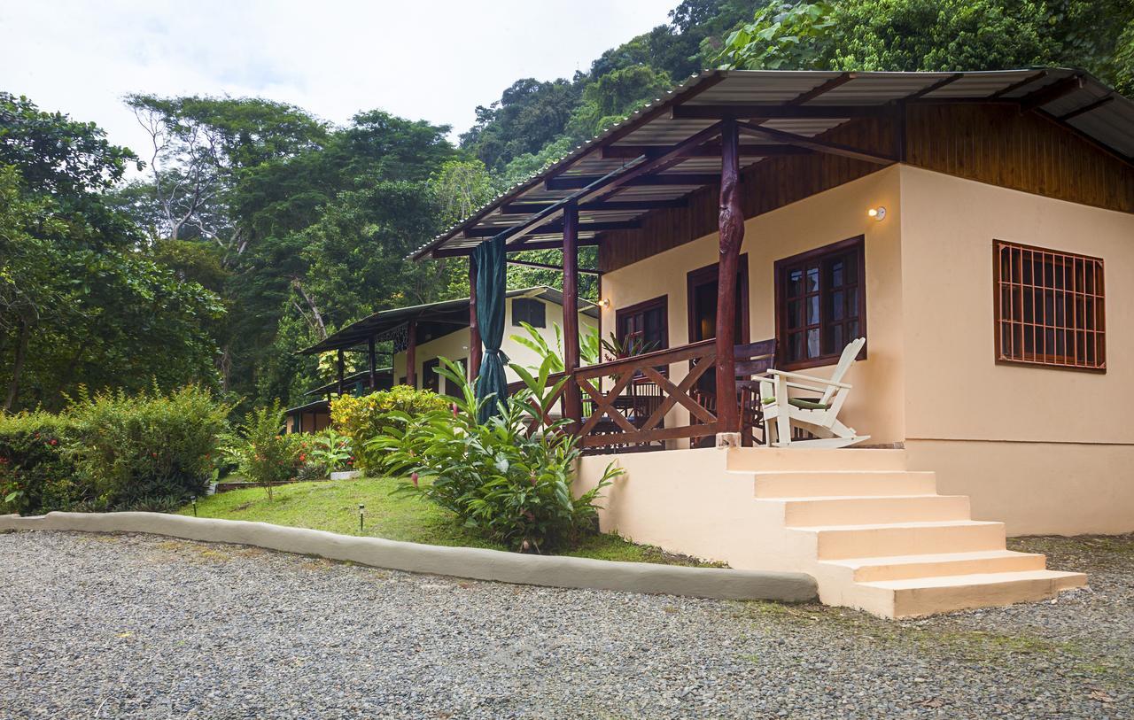 Coconut Grove Oceanfront Cottages Dominical Kültér fotó